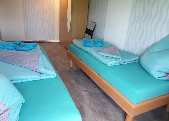 Skibbi's An Der Sonnenloipe In Friedrichsbrunn 塔勒